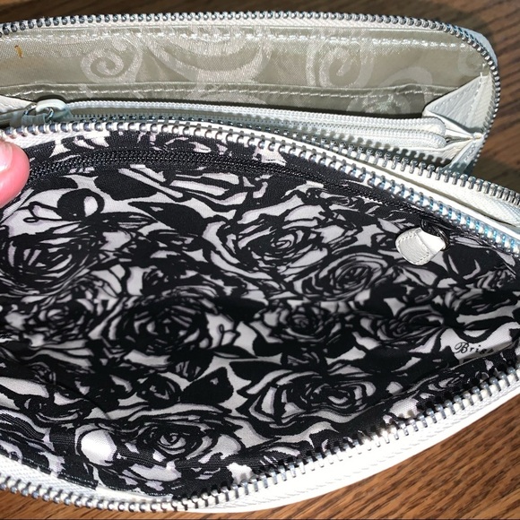NWOT Brighton Cream Leather Studded Clutch Wallet